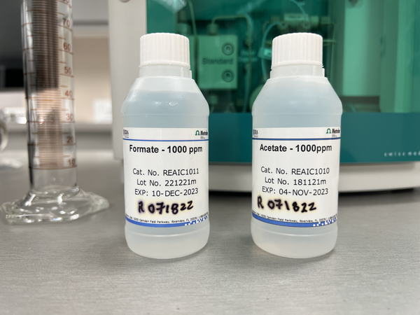 Organic Acids and Nitrogen Dioxide